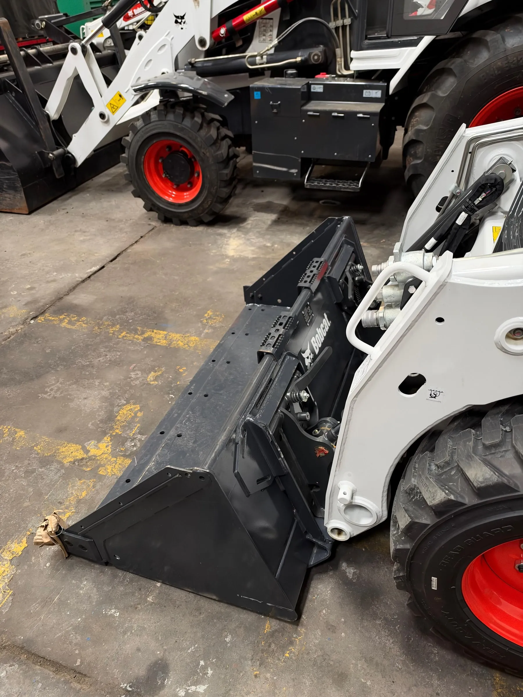 Balde Bobcat de 68 pulgadas para minicargador