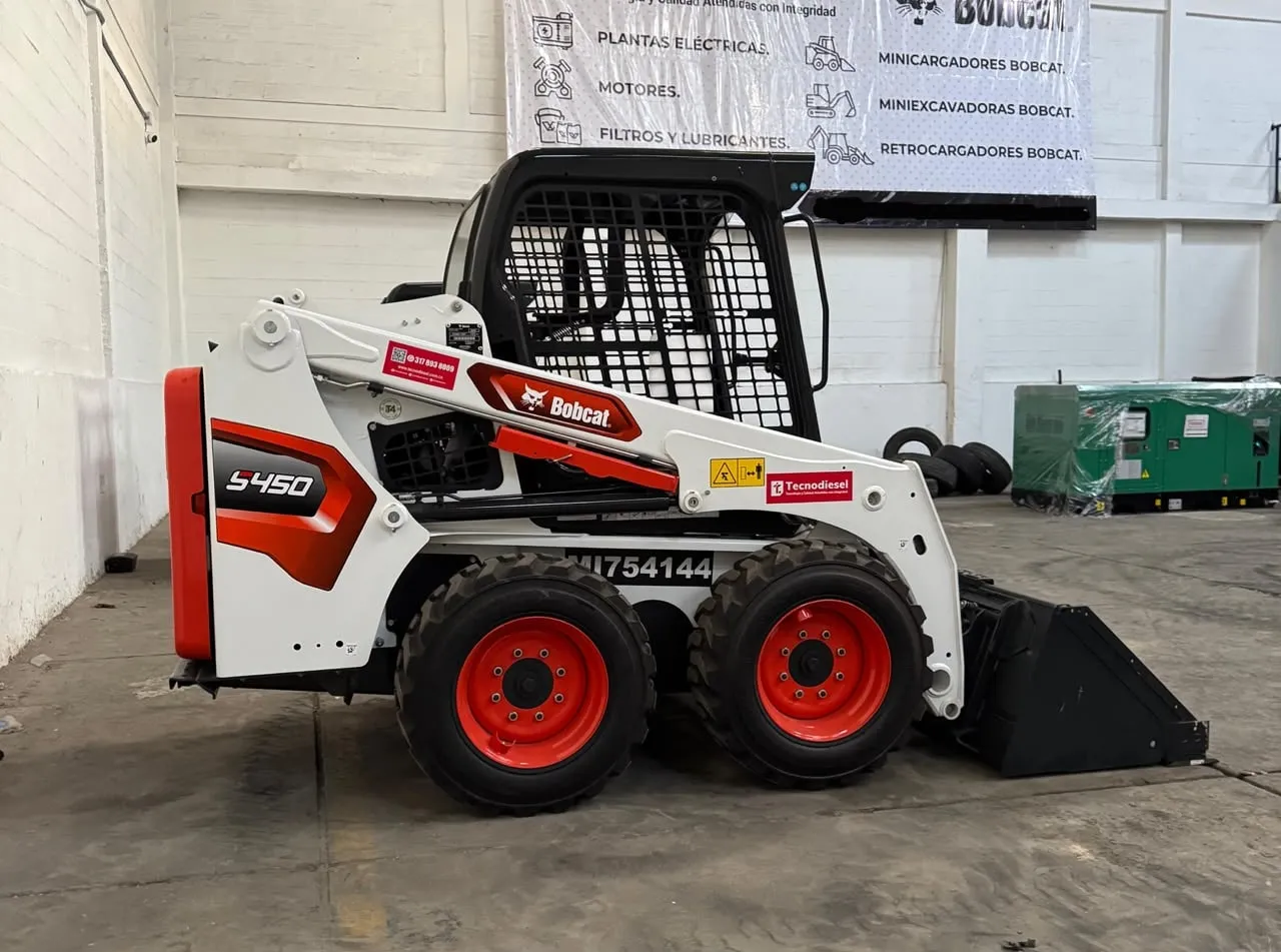 Minicargador Bobcat S450 de 49 HP — vista 2