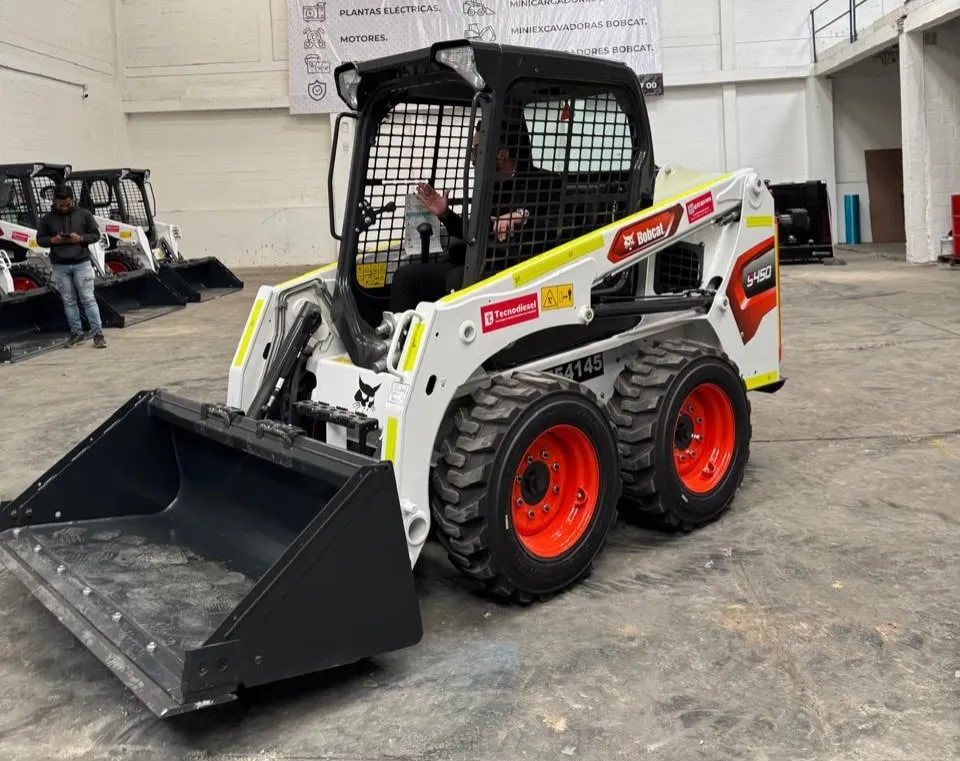 Minicargador Bobcat S450 de 49 HP — vista 3