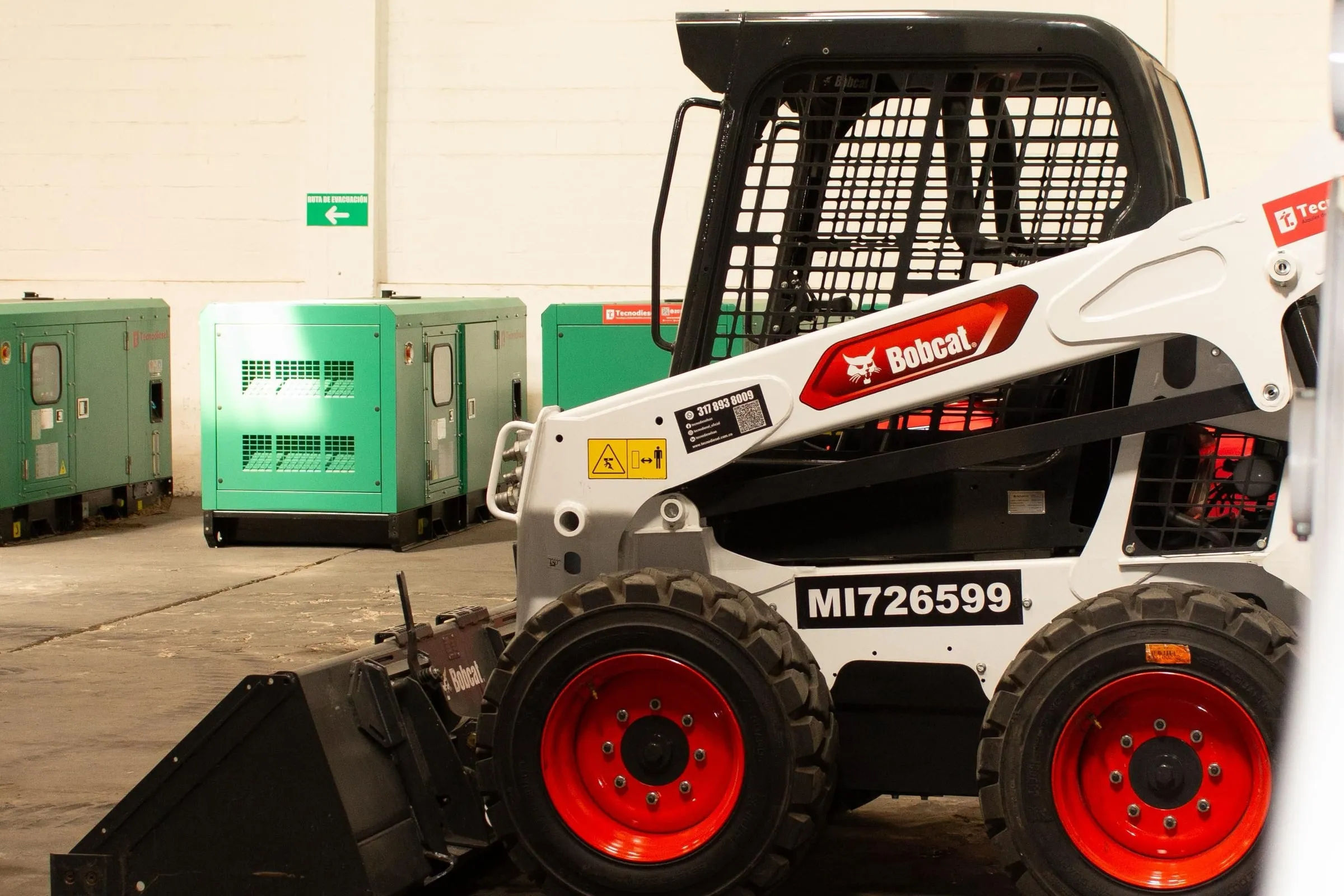 Minicargador Bobcat S450 de 49 HP
