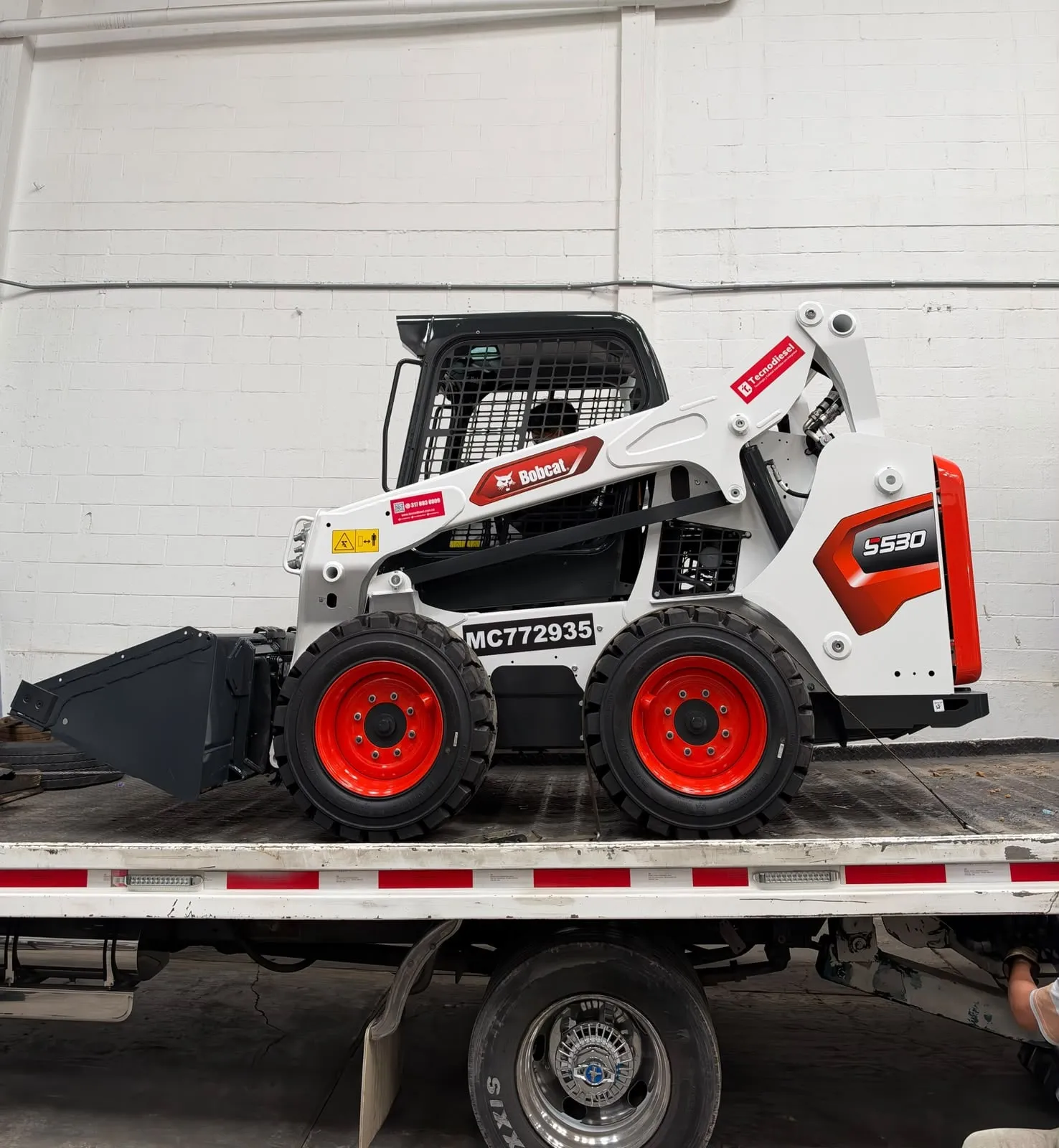 Minicargador Bobcat S530 de 49 HP