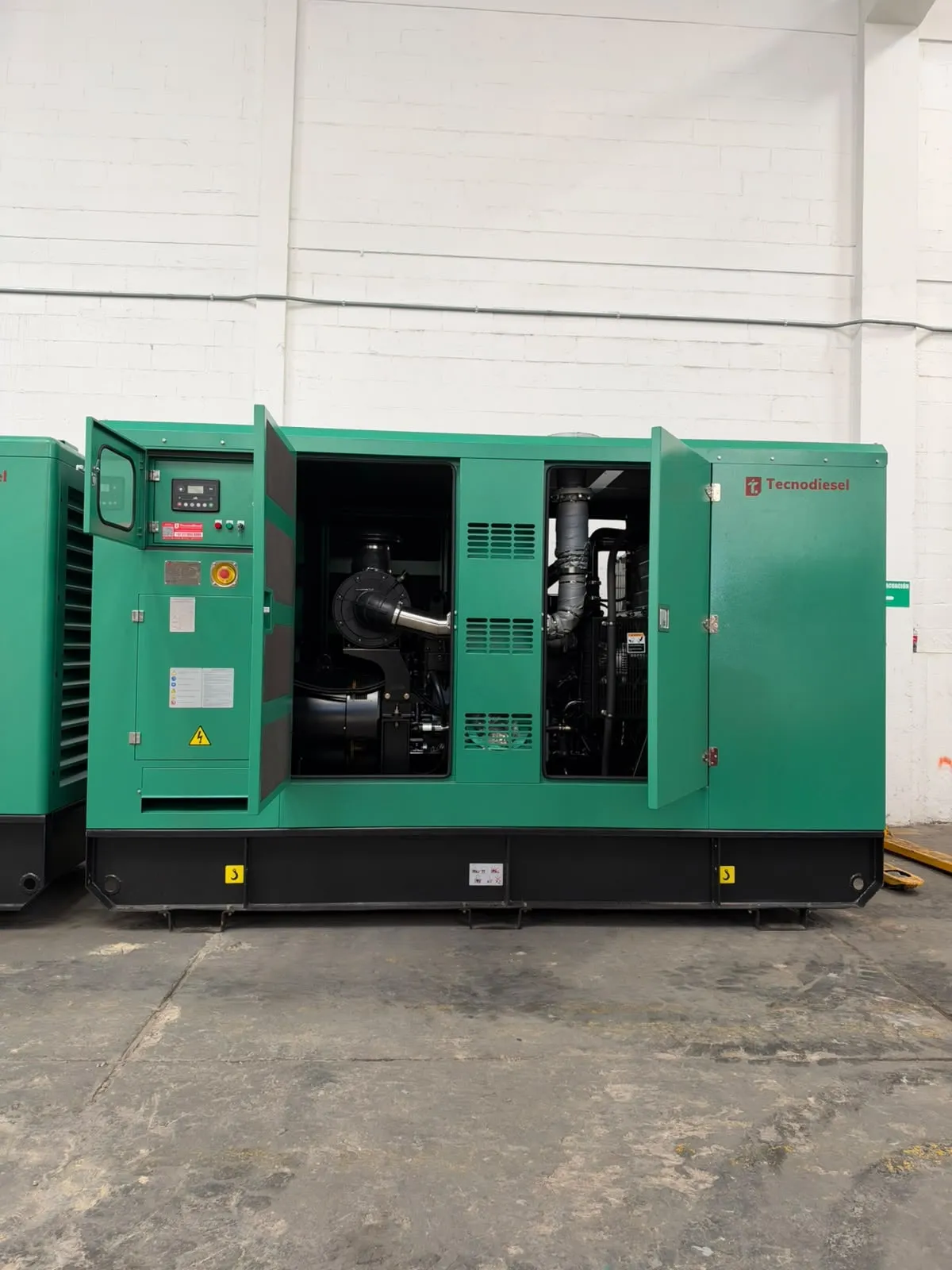 Planta eléctrica diésel grande de 500 a 3.500 kVA para proyectos industriales